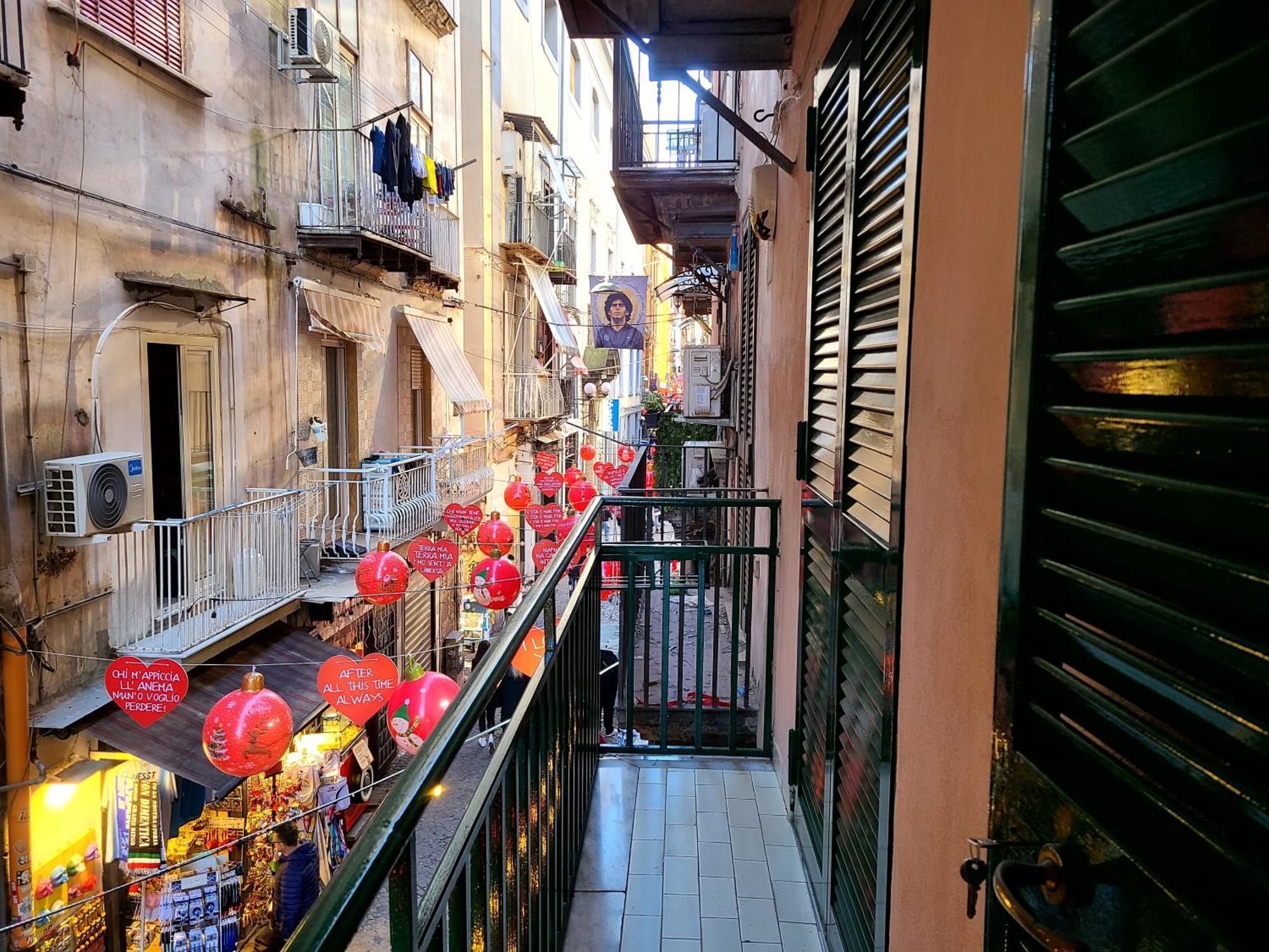 La Casa Di Patta A Spaccanapoli Nápoles Exterior foto